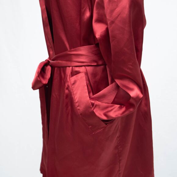 Victoria's Secret Red Short Silky Satin Robe One Size - Picture 3 of 8